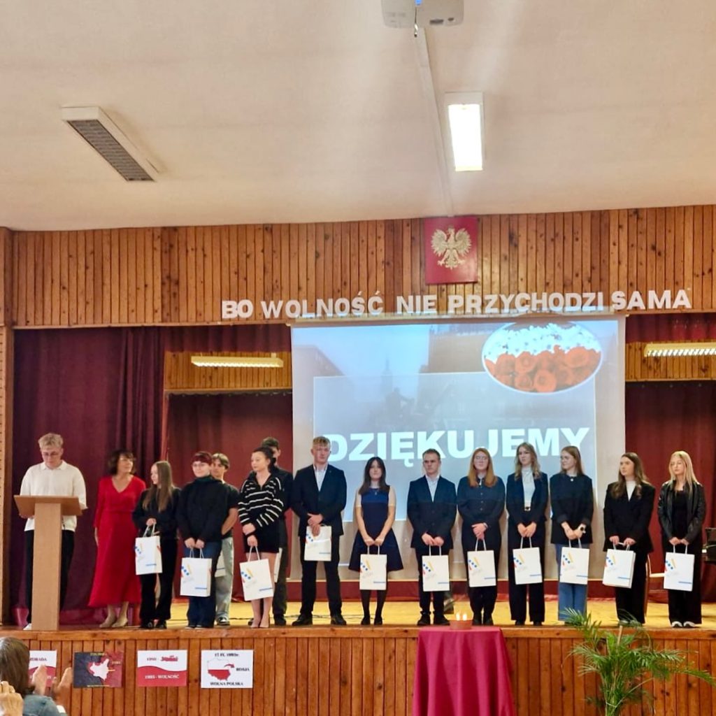 Uczniowie ZST na uroczystości w CKZiU