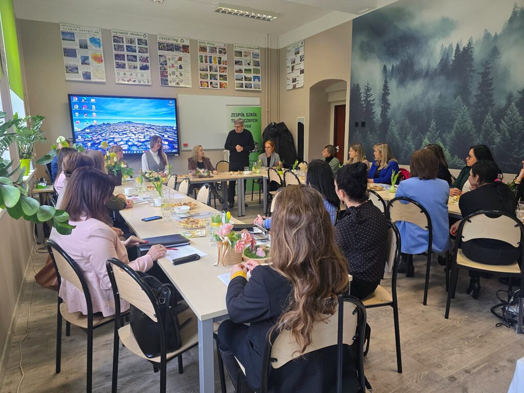 Konferencja o współpracy szkół w doradztwie